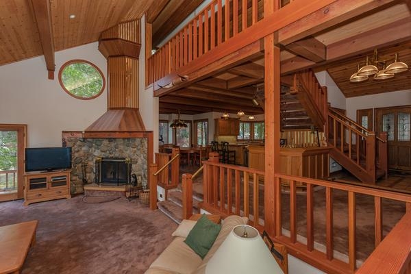 11262 Bennett Flat Road Truckee, CA 96161 - Photo 6 of 14 Gallery Image 6