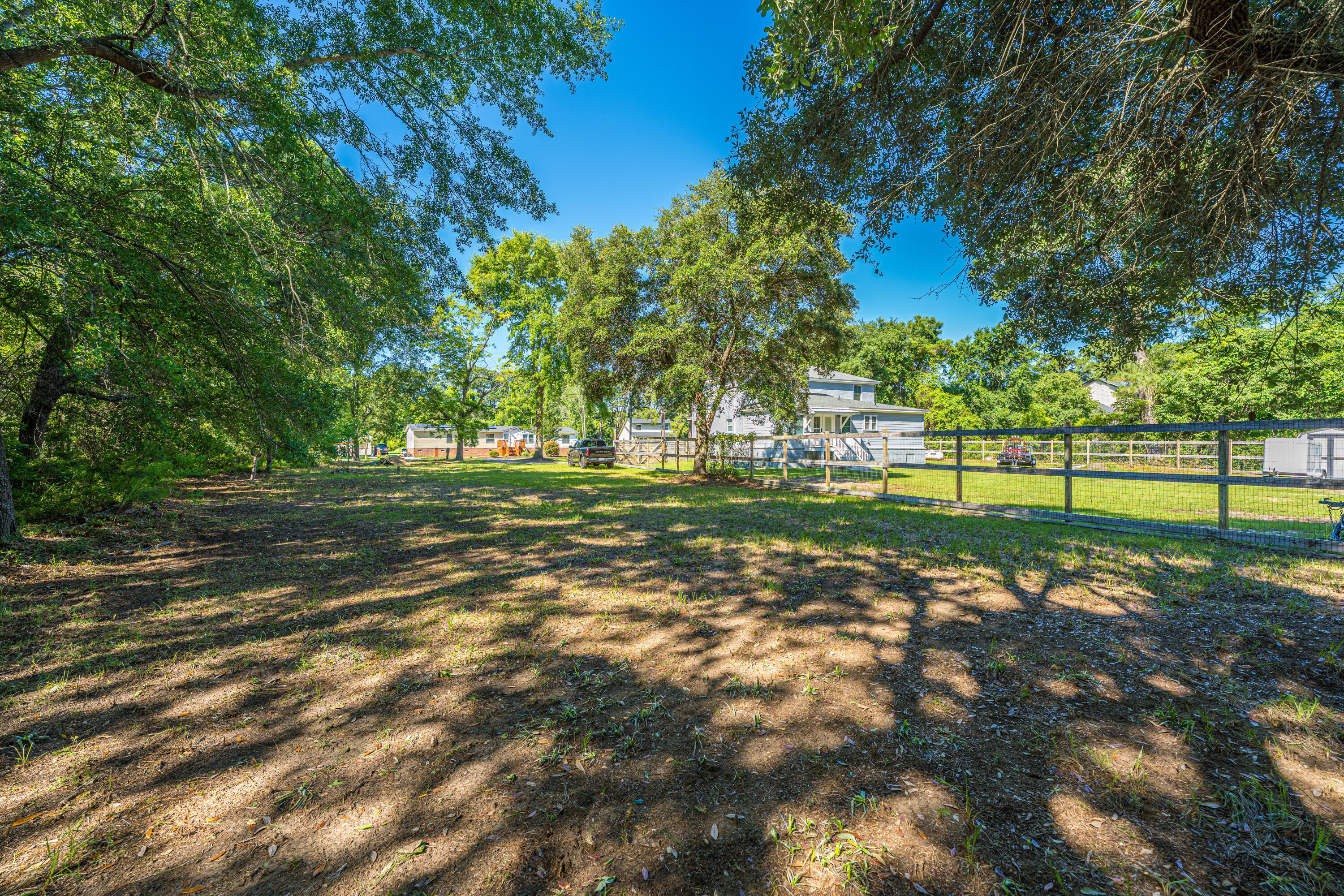 1536 A State Rd S-10-1519 Mount Pleasant, SC 29466 - Photo 9 of 13 1536A_BostonGrillRd014