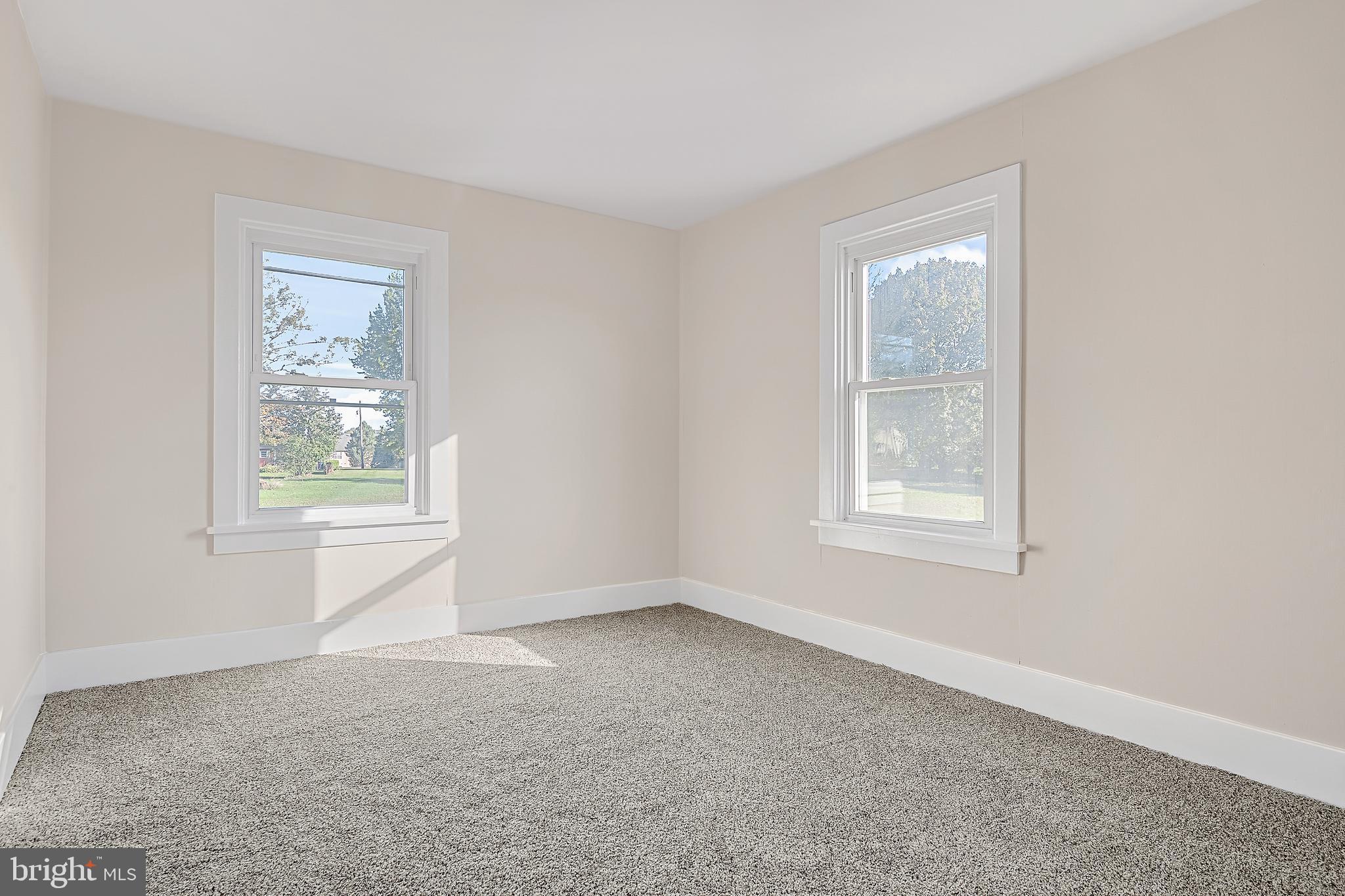 206 Hershey Road Hummelstown, PA 17036 - Photo 14 of 26 an empty room with windows