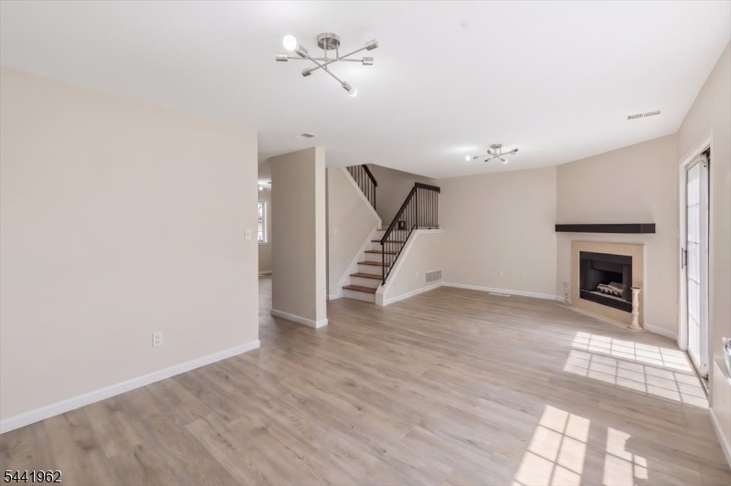286 Nebula Road Piscataway, NJ 08854 - Photo 7 of 38