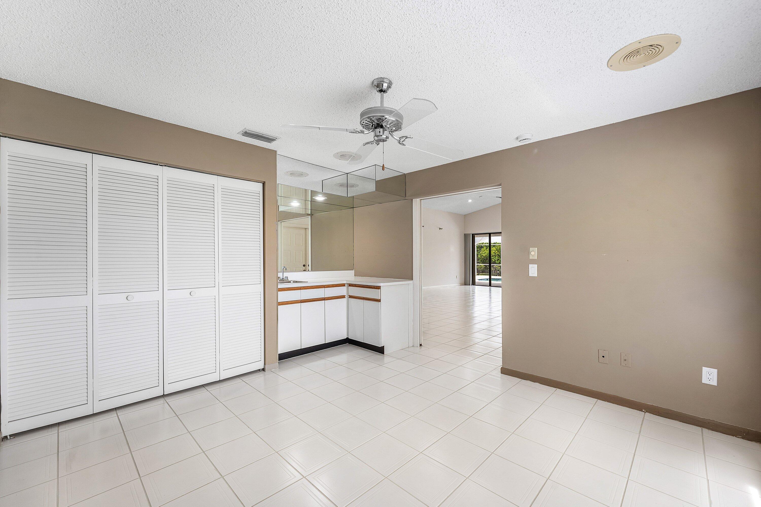 10991 Highland Circle Boca Raton, FL 33428 - Photo 16 of 40 016-10991HighlandCircle-BocaRaton-FL-334