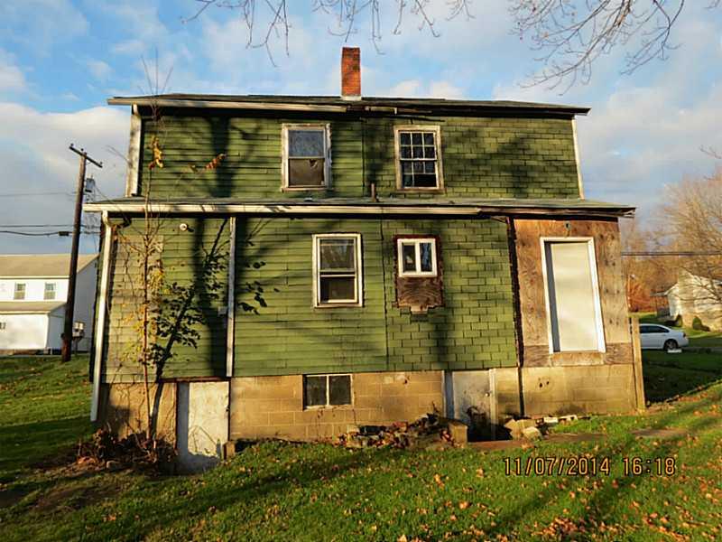 177 Smiley Road Uniontown, PA 15401 - Photo 3 of 12 Exterior Back.