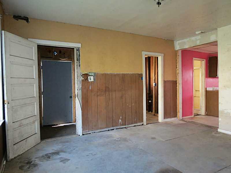 177 Smiley Road Uniontown, PA 15401 - Photo 7 of 12 Dining Room.