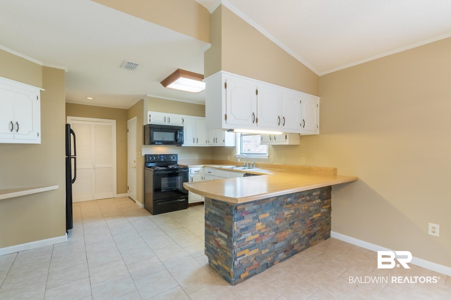 9376 Hammock Road Elberta, AL 36530 - Photo 8 of 49
