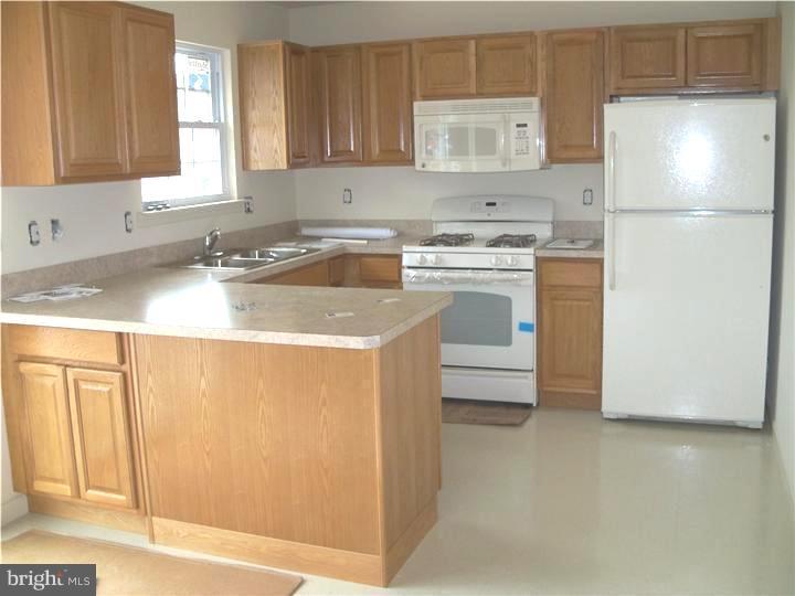 12 Webster Street Riverside, NJ 08075 - Photo 6 of 12 Kitchen