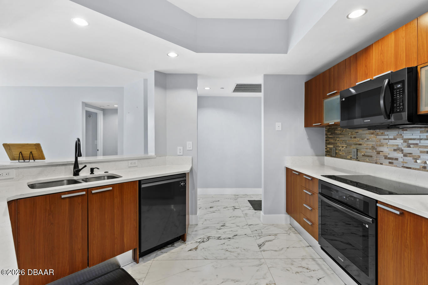 241 Riverside Drive, Unit 104 Holly Hill, FL 32117 - Photo 5 of 53 04-KBP_2795