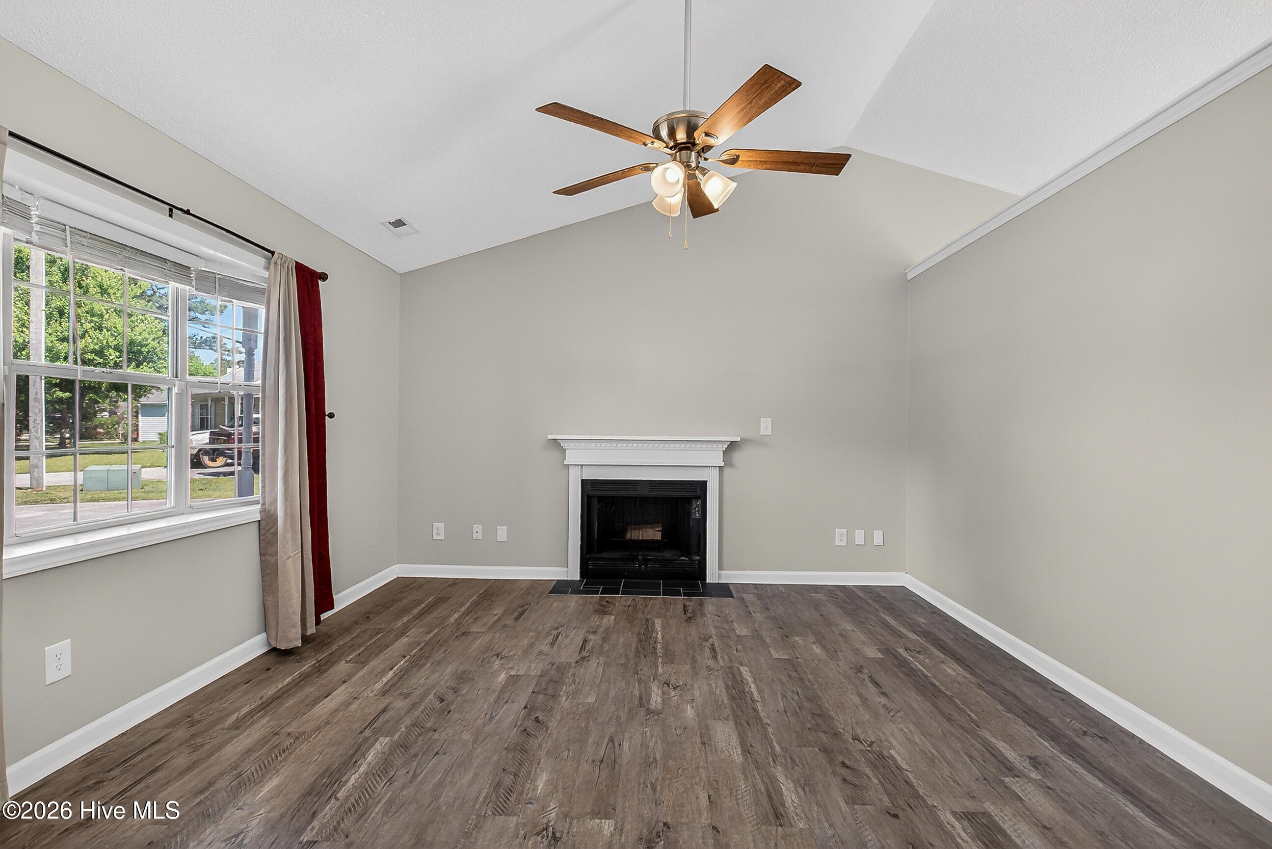 407 Alec Court Hubert, NC 28539 - Photo 5 of 26 06