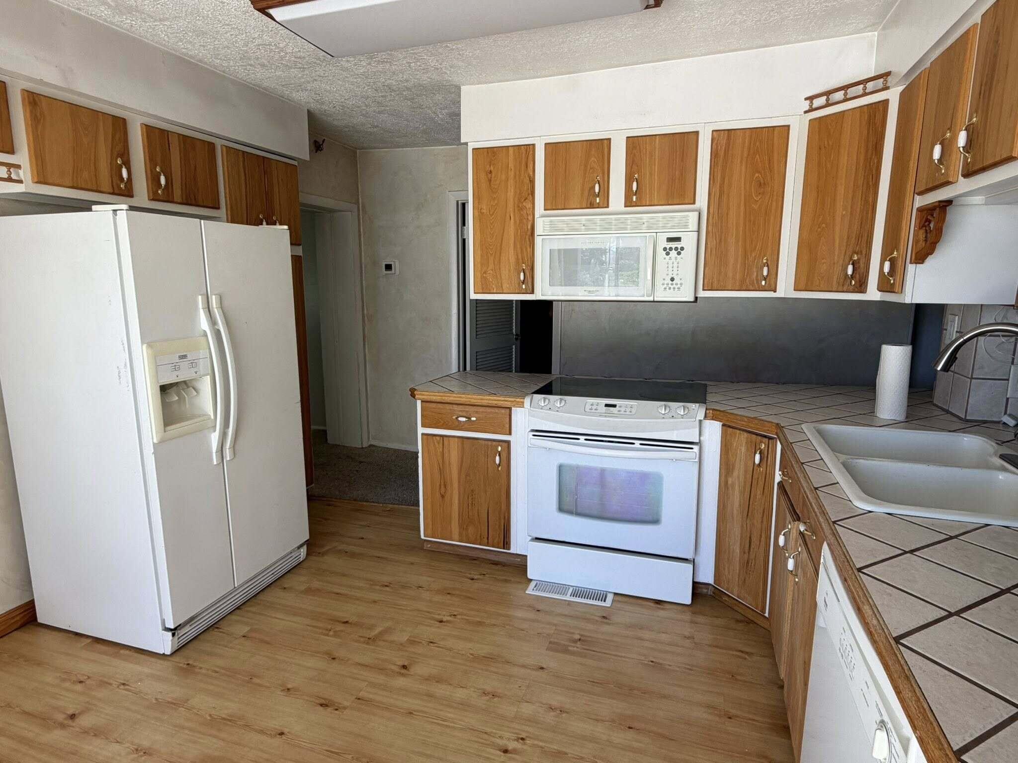 195 South 100 E Street Beaver, UT 84713 - Photo 5 of 23 Kitchen