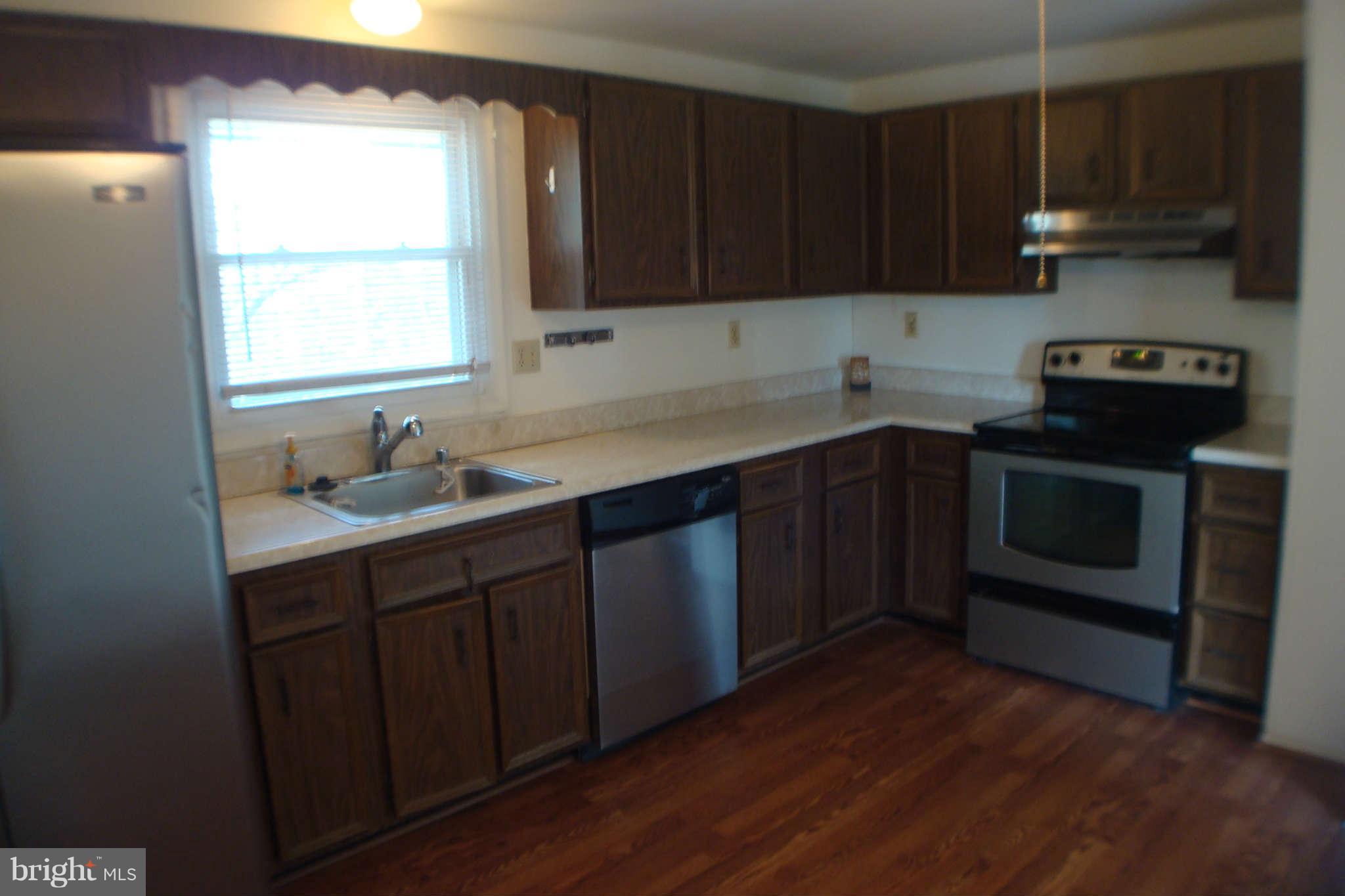 1917 Michael Road Waldorf, MD 20601 - Photo 3 of 27 New SS appliances