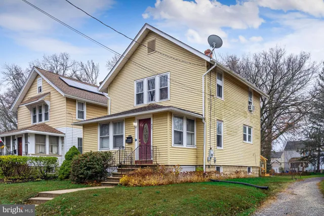 $265,000 | 437 East Barber Avenue, Woodbury, NJ 08096