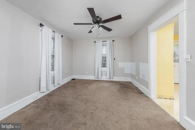 $265,000 | 437 East Barber Avenue, Woodbury, NJ 08096