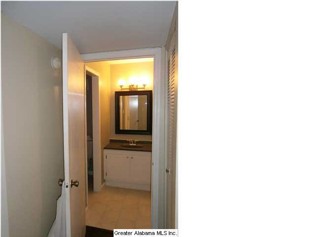 3350 Altamont Road South, Unit A4 Birmingham, AL 35205 - Photo 12 of 26