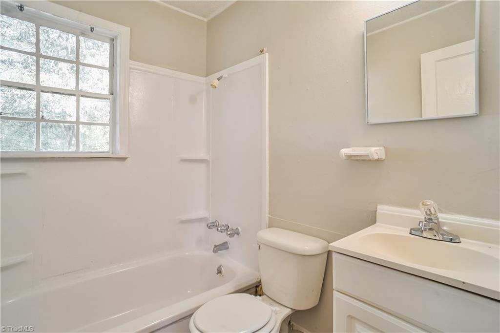 1113 Louise Road Winston-Salem, NC 27107 - Photo 13 of 15