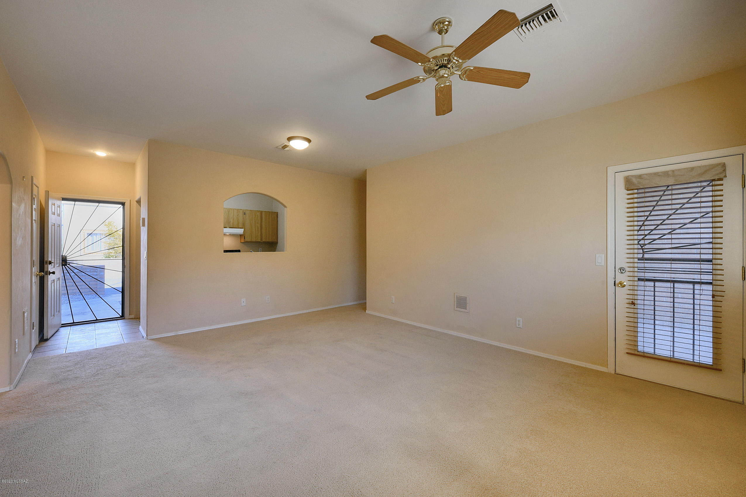 3526 South Mission Road, Unit 1 Tucson, AZ 85713 - Photo 4 of 18