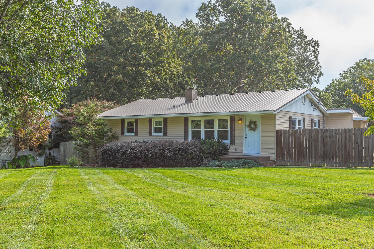 900 Julian Road Chattanooga, TN 37421 - Photo 1 of 69 900 Julian-96