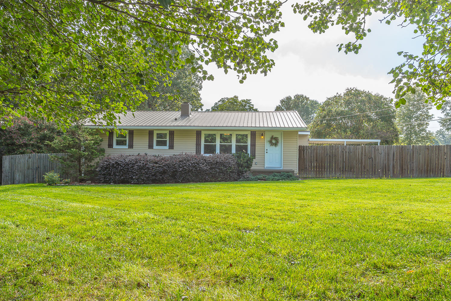 900 Julian Road Chattanooga, TN 37421 - Photo 3 of 69 900 Julian-98