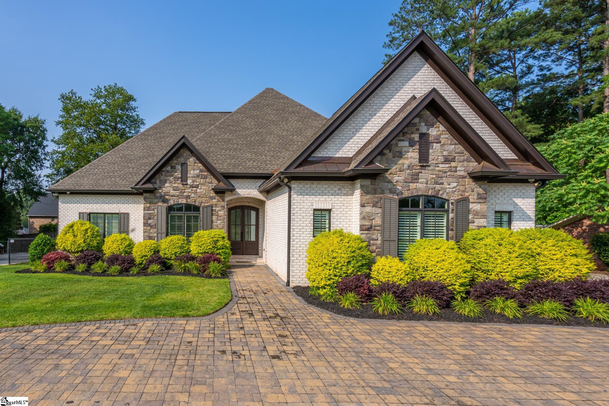 1401 Fernwood Glendale Road Spartanburg, SC 29307 - Photo 1 of 36
