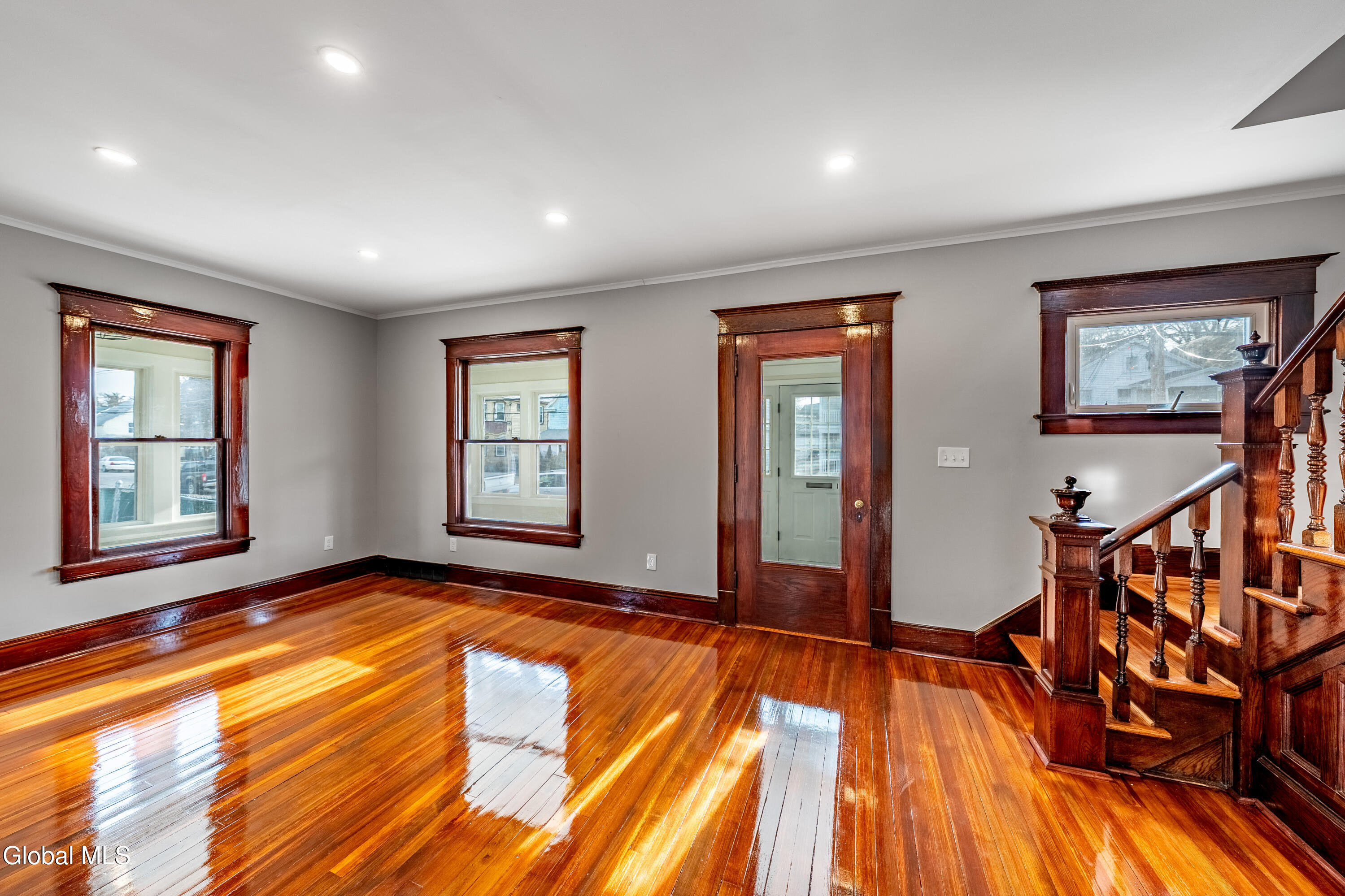 338 Eleanor Street Schenectady, NY 12306 - Photo 12 of 30 DSC08797-HDR