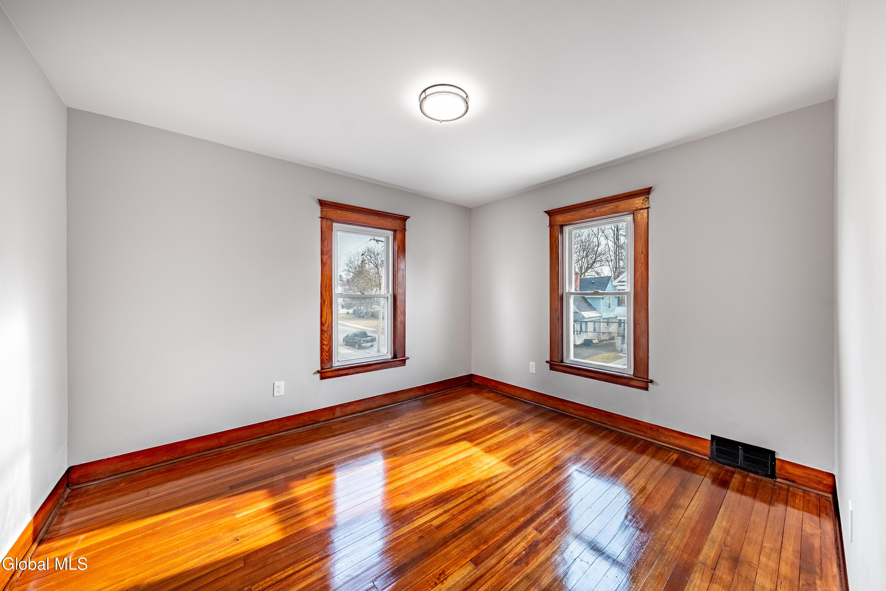 338 Eleanor Street Schenectady, NY 12306 - Photo 22 of 30 DSC08852-HDR