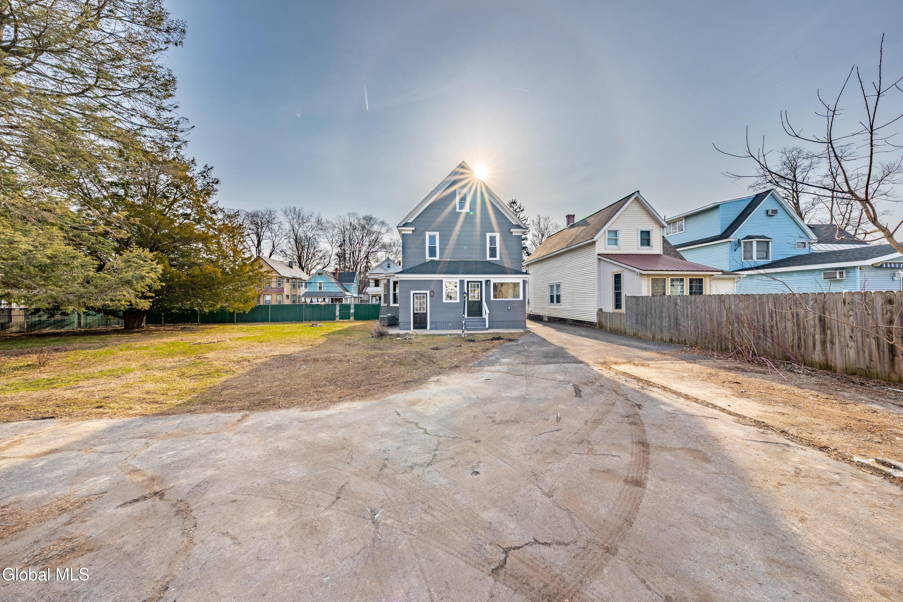 338 Eleanor Street Schenectady, NY 12306 - Photo 6 of 30 DSC08762-HDR