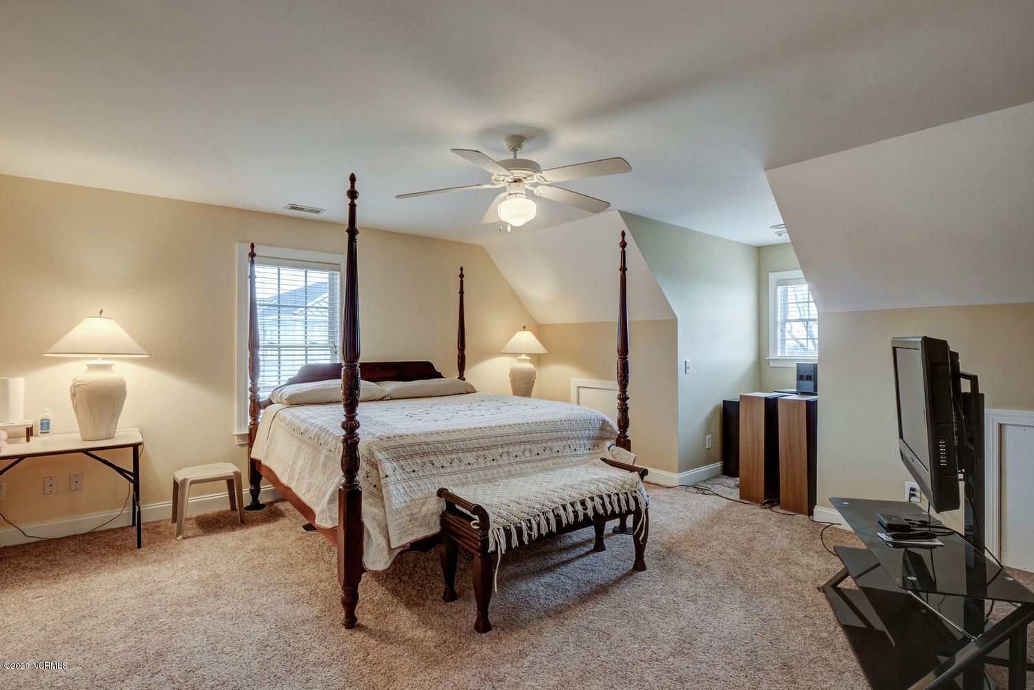 300 Howards Lane Hampstead, NC 28443 - Photo 21 of 32 30BA43~1