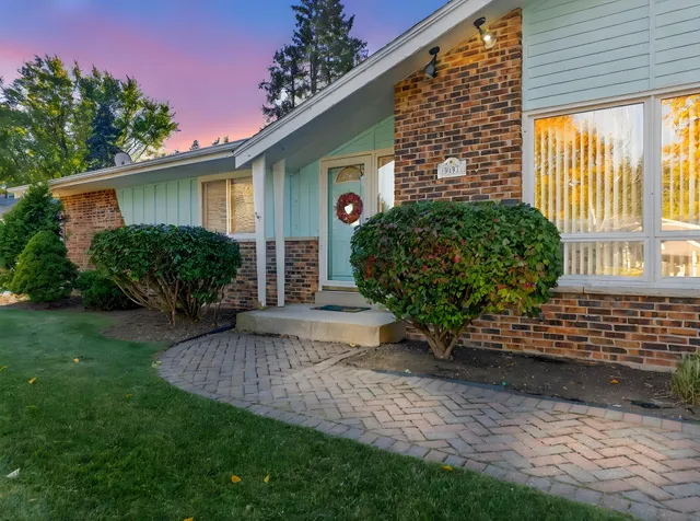 $349,900 | 9497 North Maura Lane, Brown Deer, WI 53223