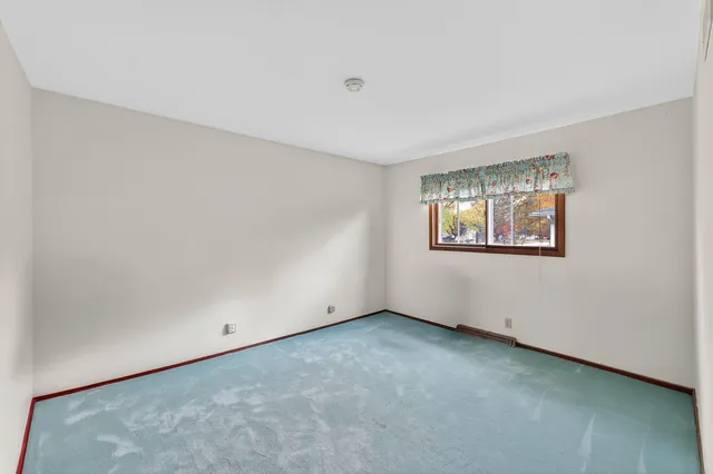 $349,900 | 9497 North Maura Lane, Brown Deer, WI 53223