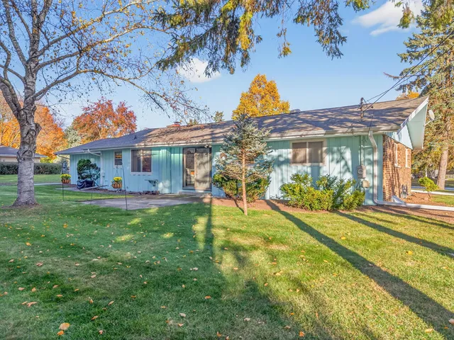 $349,900 | 9497 North Maura Lane, Brown Deer, WI 53223