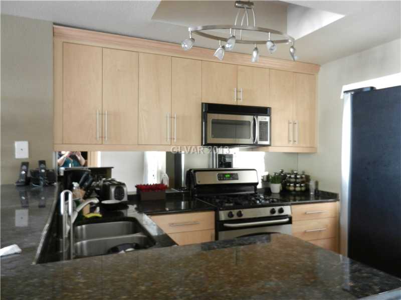 270 East Flamingo Road, Unit 207 Las Vegas, NV 89169 - Photo 3 of 33 Kitchen.