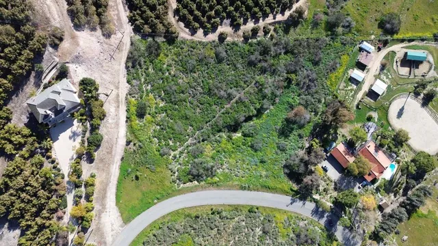 $350,000 | 1560 Camino Corto, Fallbrook, CA 92028