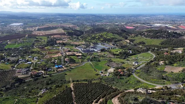 $350,000 | 1560 Camino Corto, Fallbrook, CA 92028