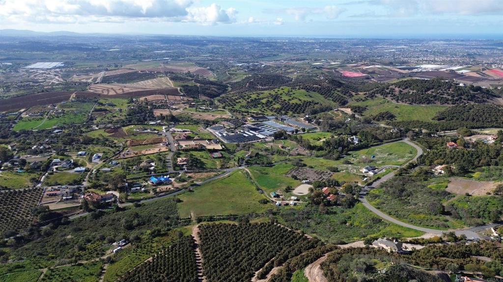 1560 Camino Corto Fallbrook, CA 92028 - Photo 17 of 31