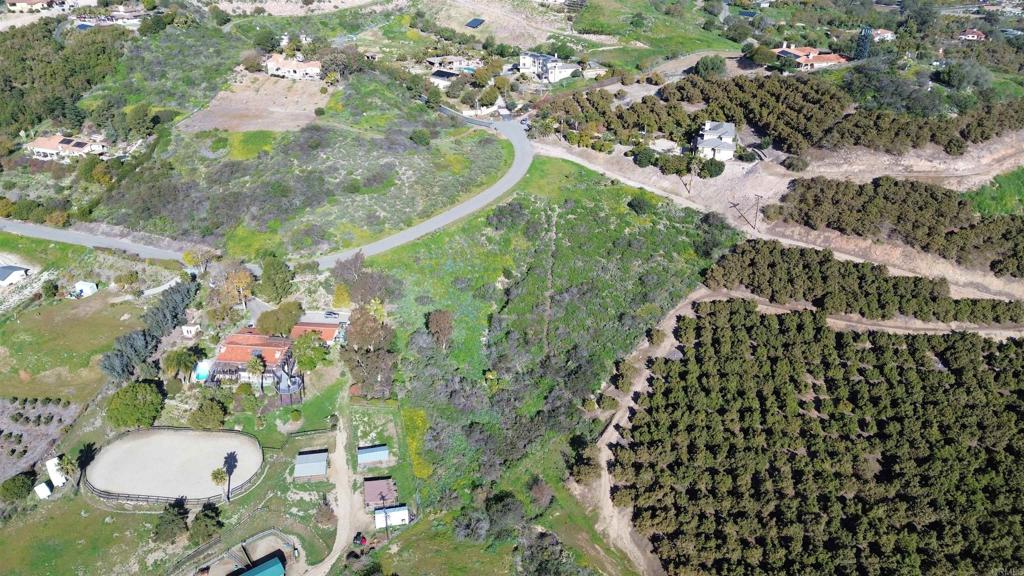 1560 Camino Corto Fallbrook, CA 92028 - Photo 19 of 31