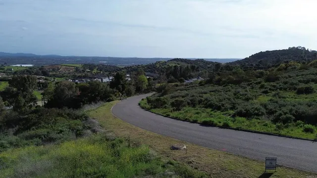 $350,000 | 1560 Camino Corto, Fallbrook, CA 92028