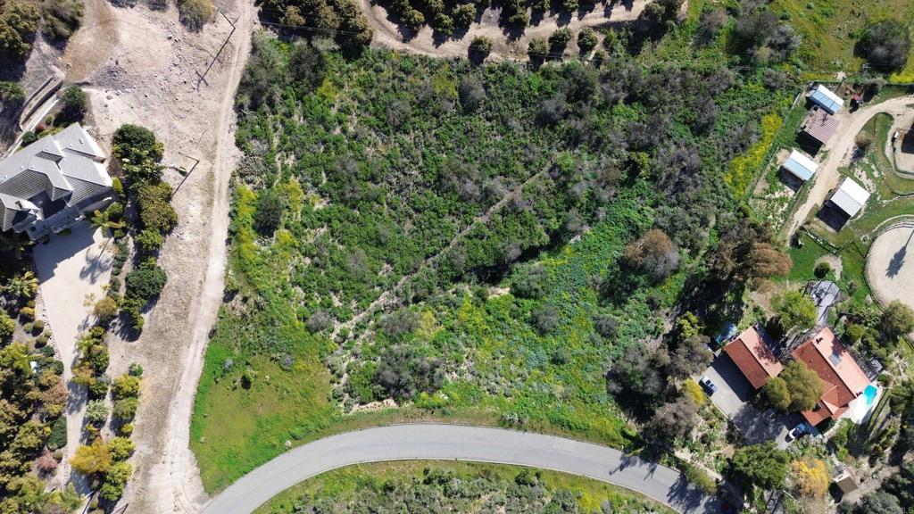 1560 Camino Corto Fallbrook, CA 92028 - Photo 4 of 31