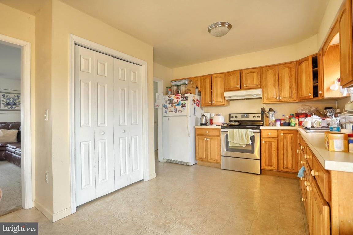 445 Wabash Road Ephrata, PA 17522 - Photo 8 of 21