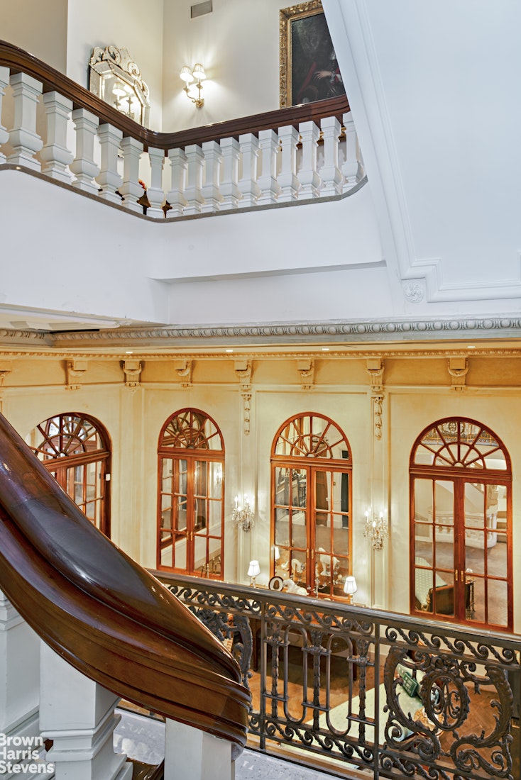 15 East 63rd Street Manhattan, NY 10065 - Photo 12 of 28