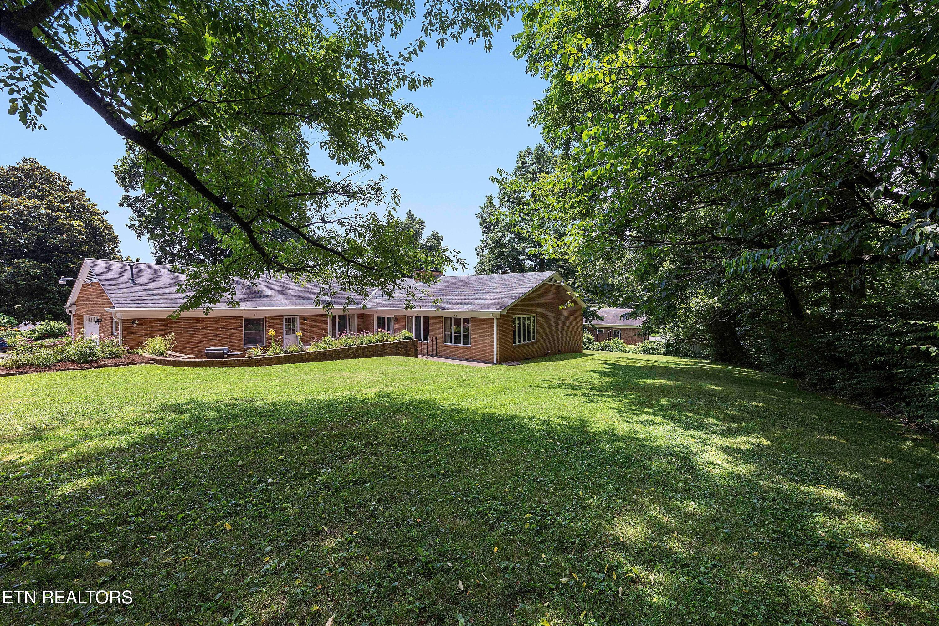 601 Broome Road Northwest Knoxville, TN 37909 - Photo 36 of 37 backyard area