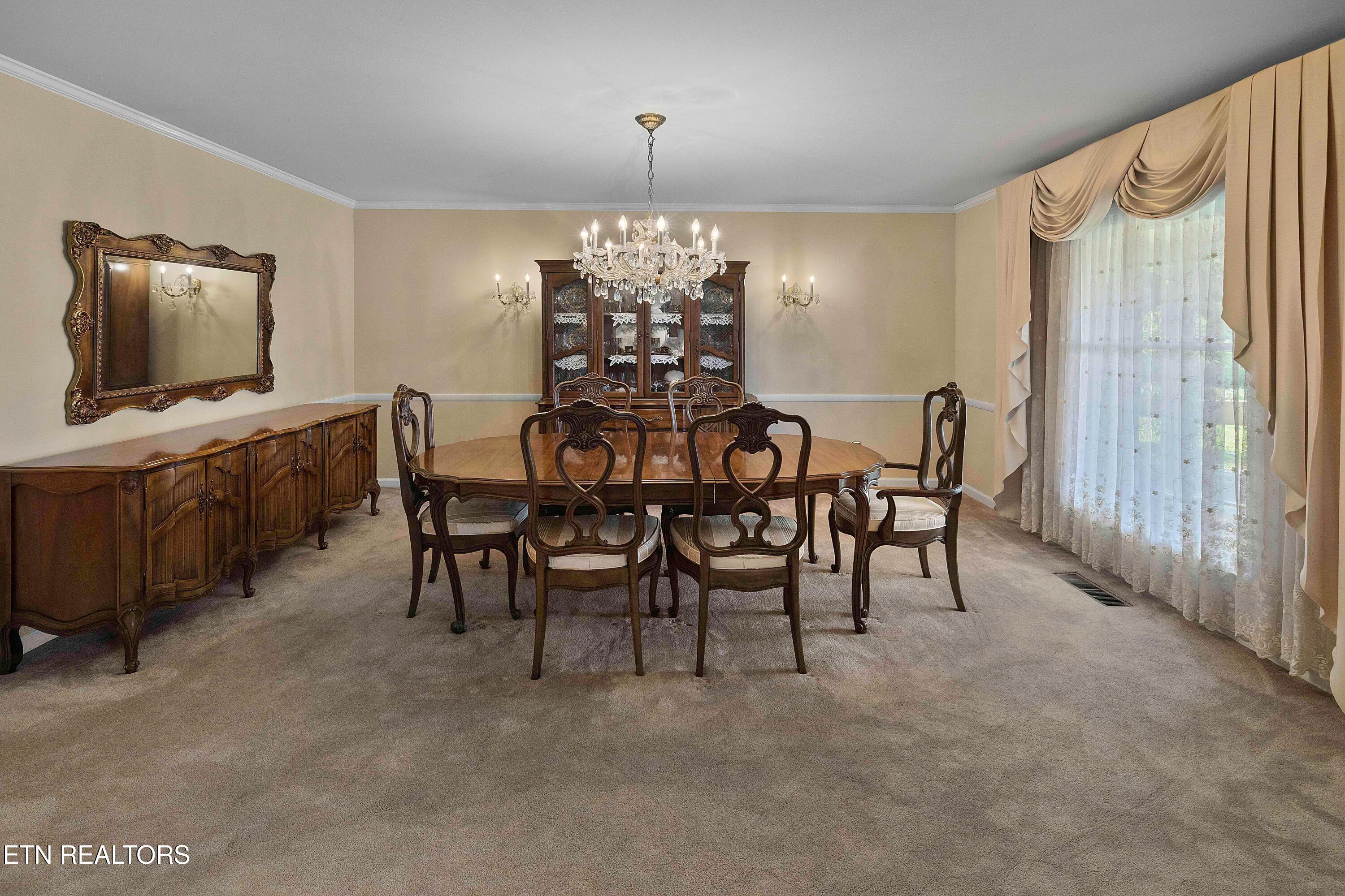 601 Broome Road Northwest Knoxville, TN 37909 - Photo 7 of 37 dining room