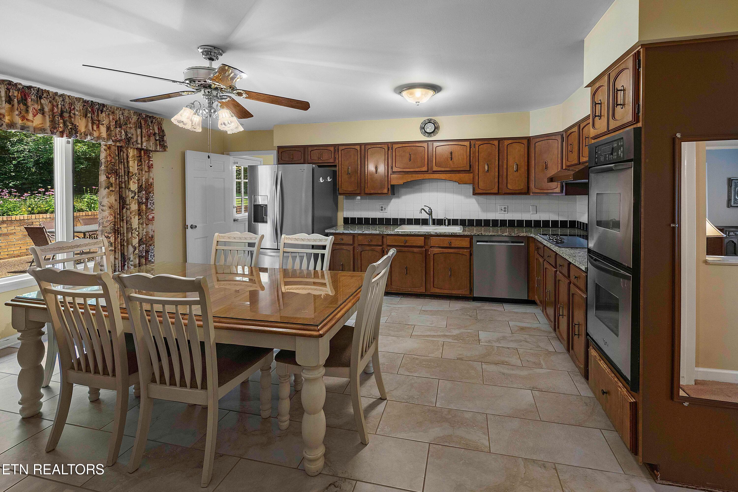 601 Broome Road Northwest Knoxville, TN 37909 - Photo 9 of 37 kitchen view
