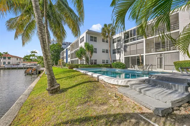 $229,000 | 1790 East Las Olas Boulevard, Unit 25, Fort Lauderdale, FL 33301