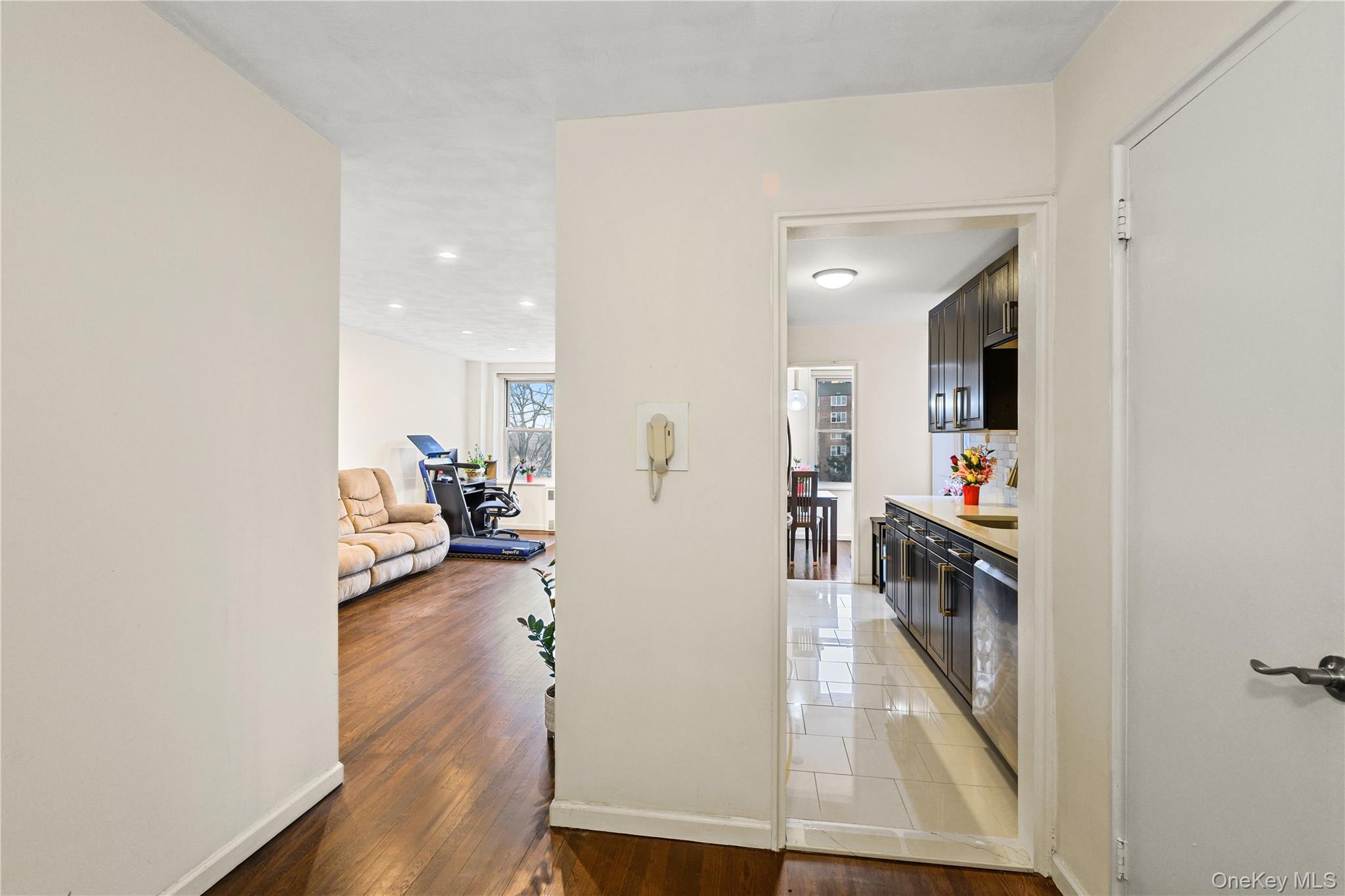 18-40 211th Street, Unit 4E Queens, NY 11360 - Photo 3 of 12 a view of a living room