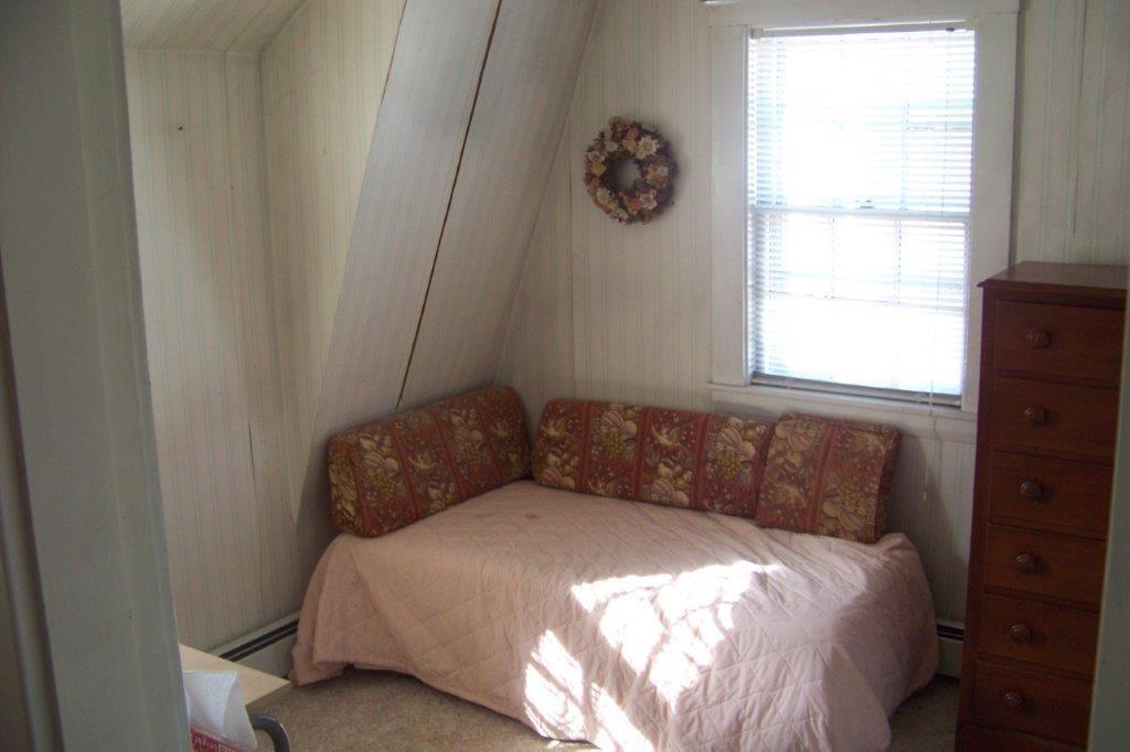 36 Ridgeway Avenue Sanford, ME 04073 - Photo 19 of 33 Bedroom 2
