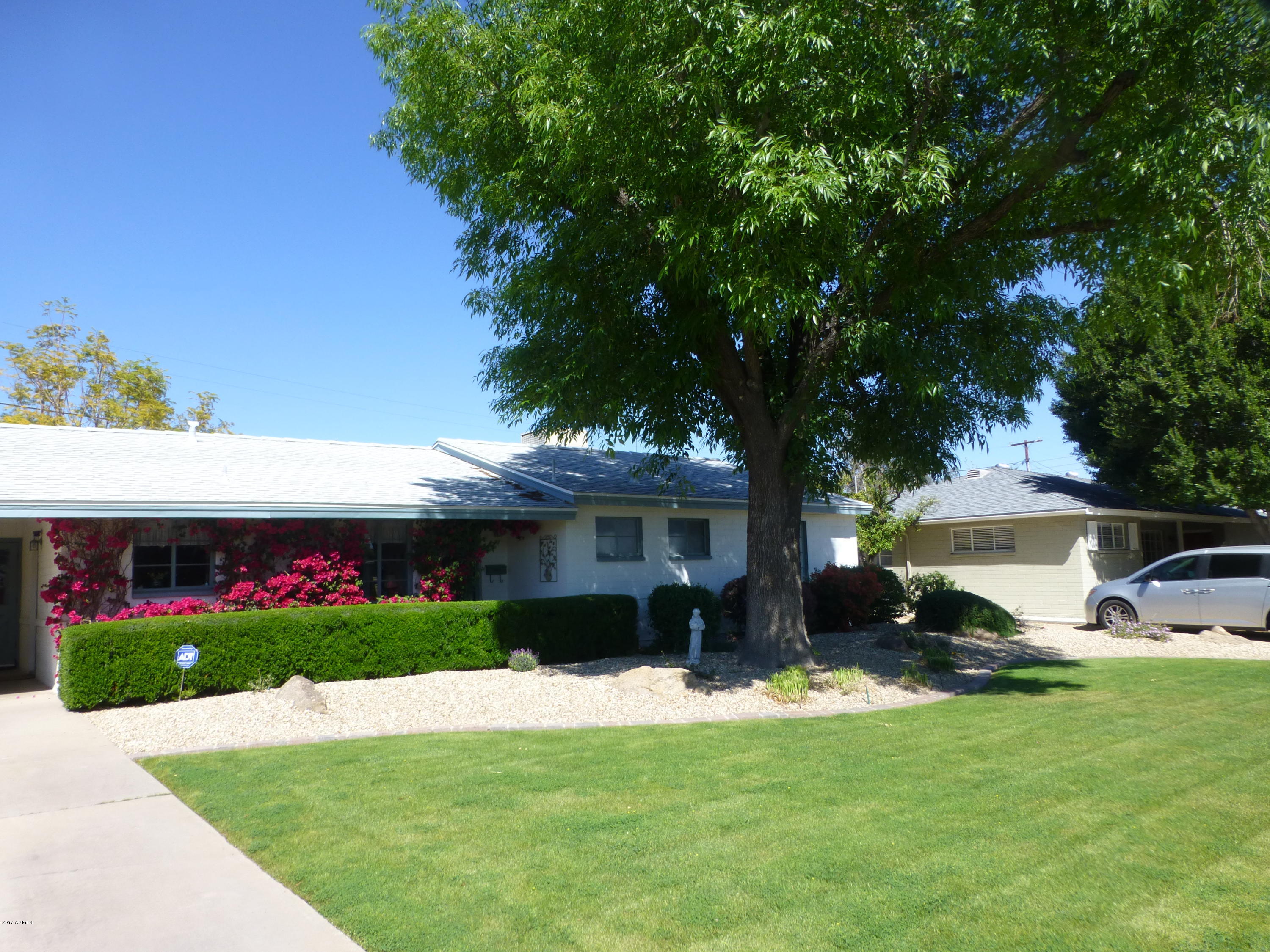 922 East Rovey Avenue Phoenix, AZ 85014 - Photo 1 of 34 P1030934 - Copy - Copy