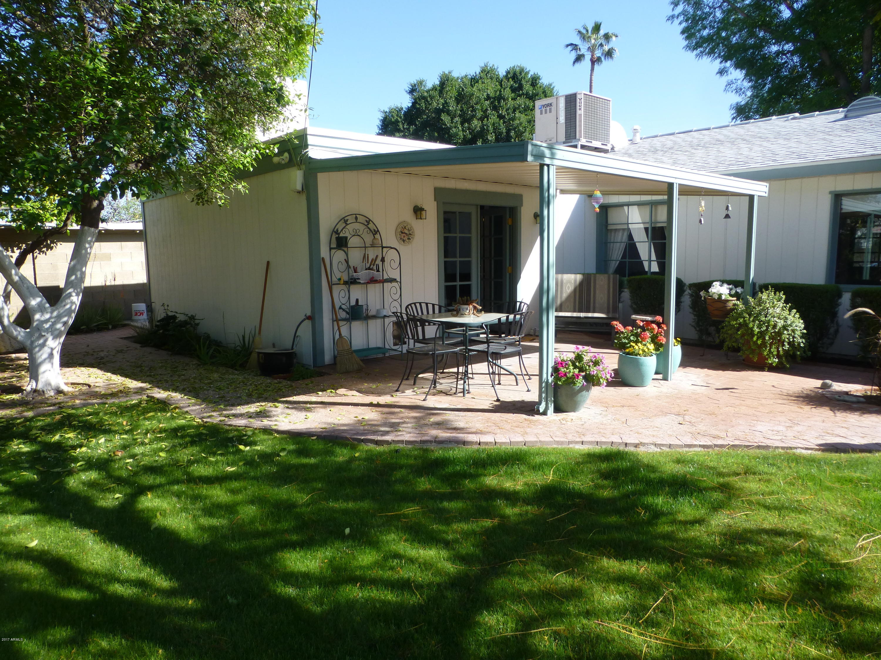 922 East Rovey Avenue Phoenix, AZ 85014 - Photo 15 of 34 P1030954