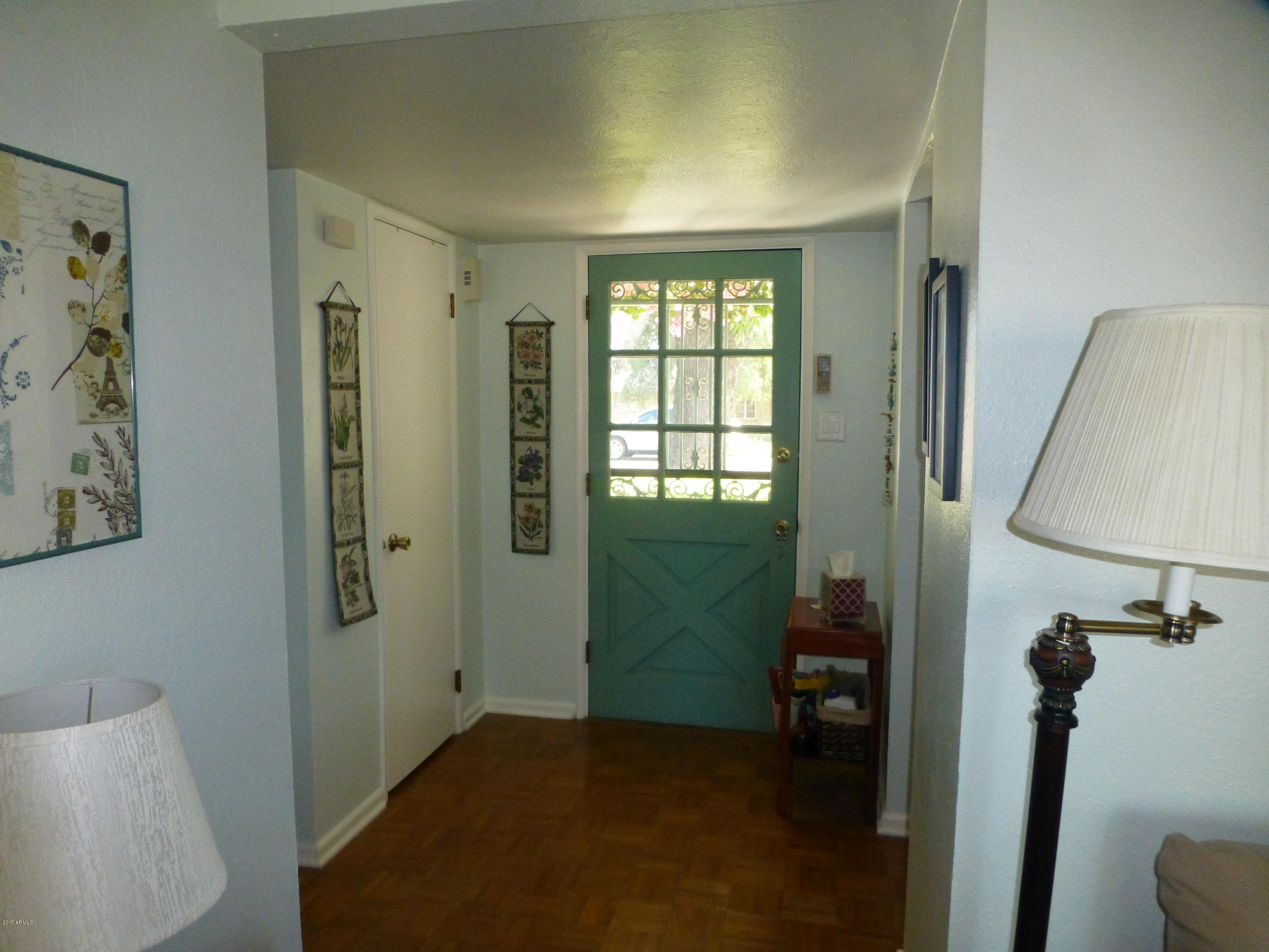 922 East Rovey Avenue Phoenix, AZ 85014 - Photo 3 of 34 P1030939
