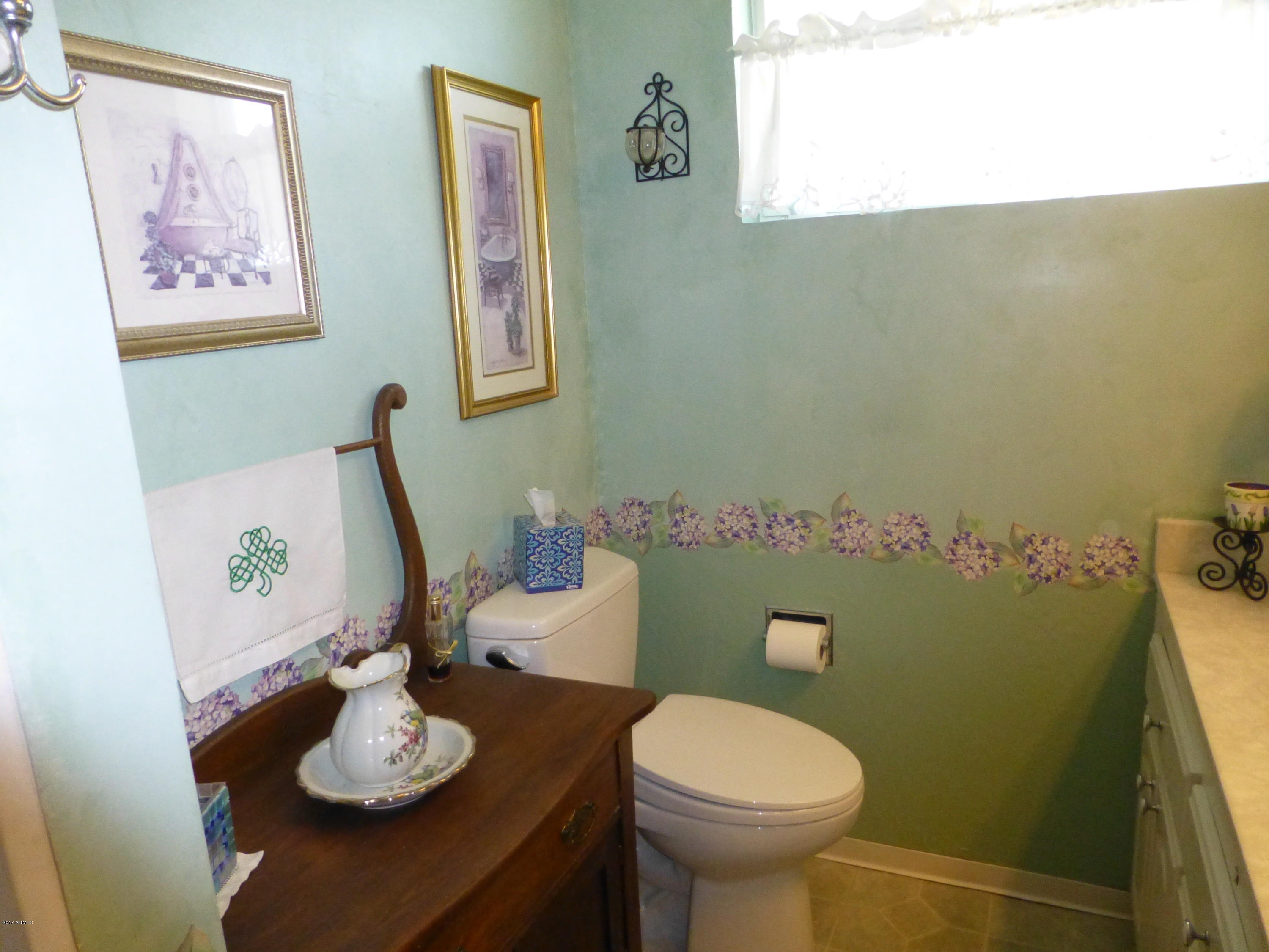 922 East Rovey Avenue Phoenix, AZ 85014 - Photo 5 of 34 P1030942