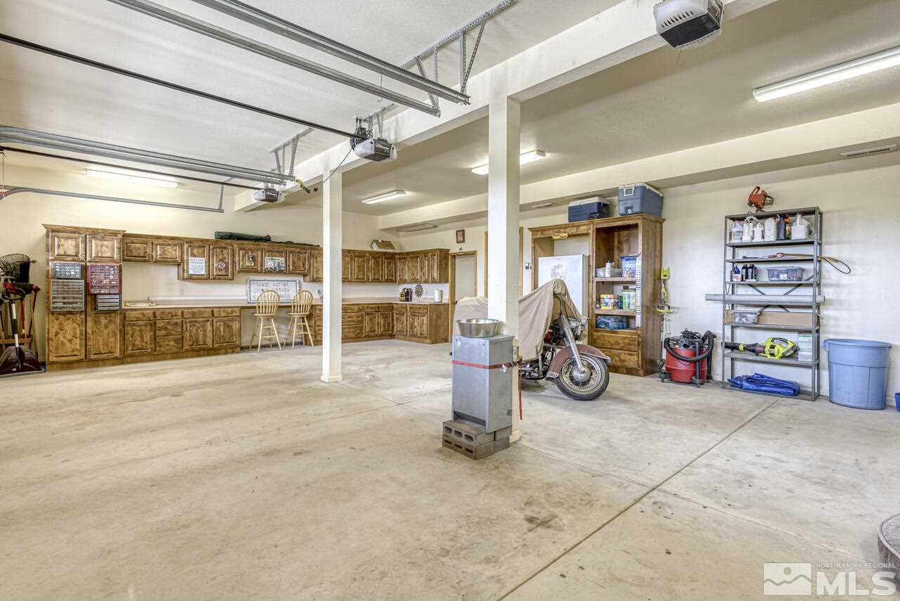 40 Grannie Lane Wellington, NV 89444 - Photo 29 of 40 a view of a room with gym equipment