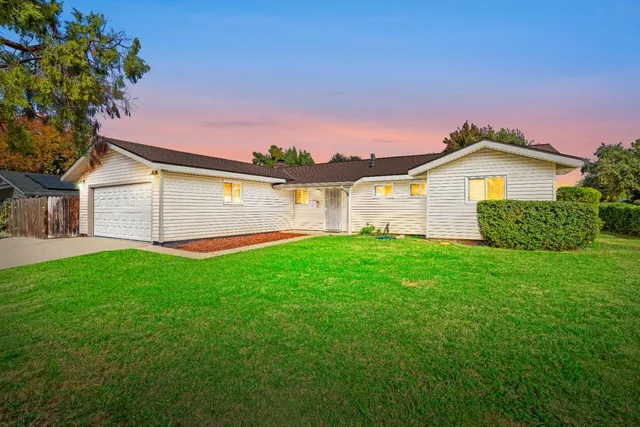 $488,000 | 2171 River Vista Way, Rancho Cordova, CA 95670