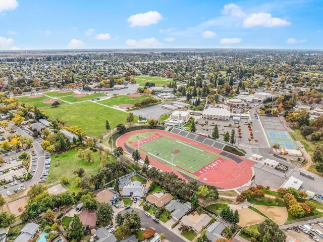 $488,000 | 2171 River Vista Way, Rancho Cordova, CA 95670